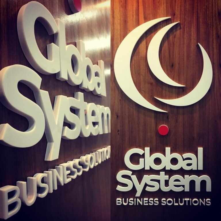 Letra caixa em PVC expandido